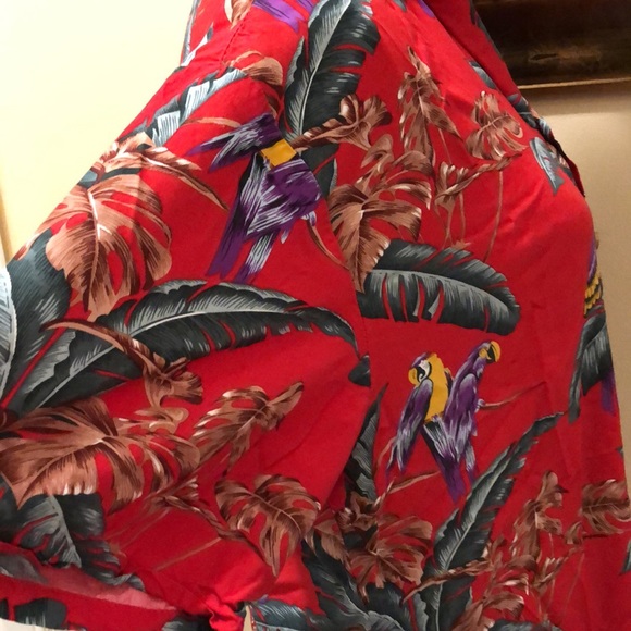 Paradise Found Hawaii Classic button-down tropical short sleeve, front pocket - Picture 5 of 12